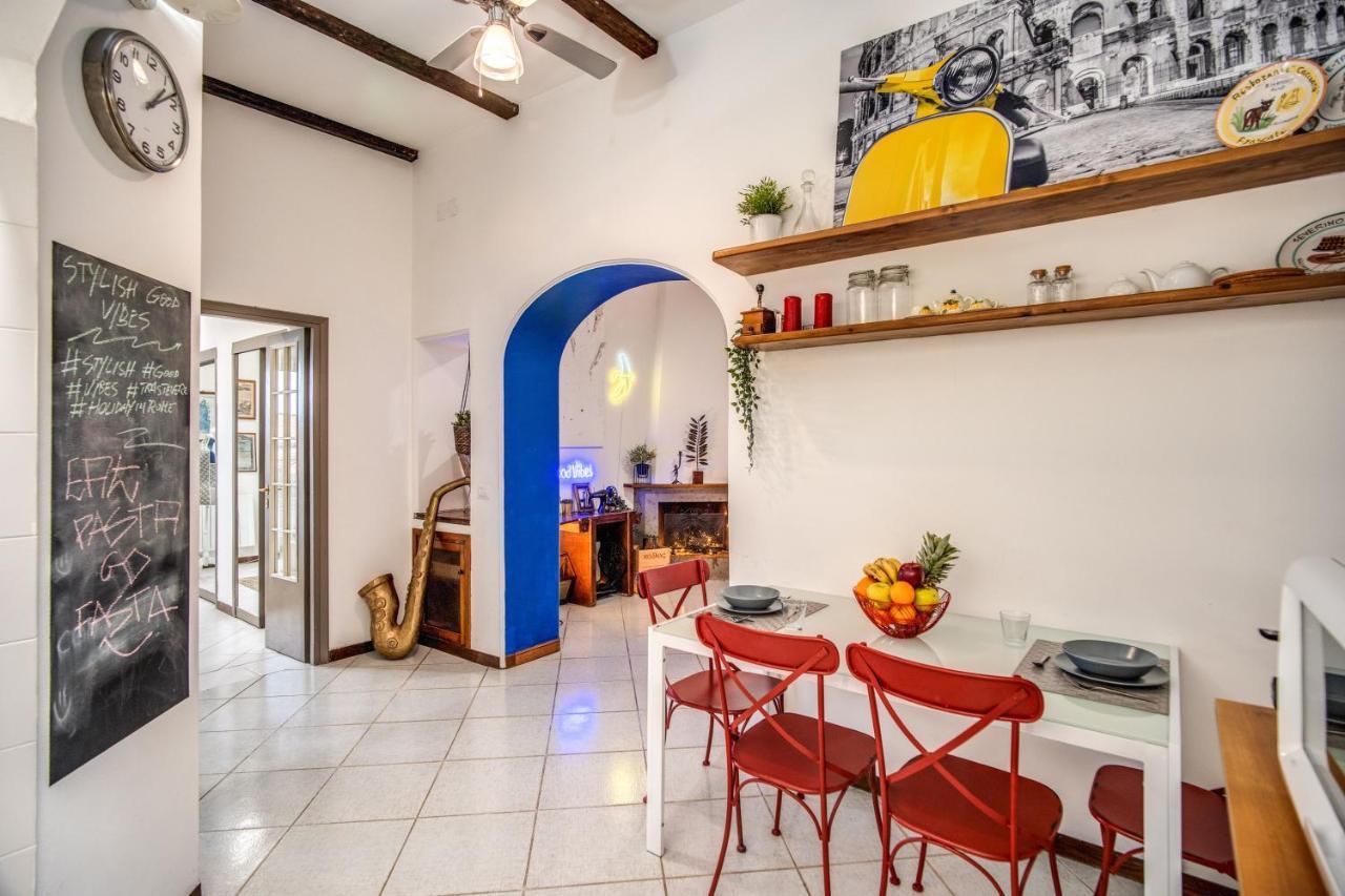 Trastevere - Stylish Good Vibes Apartment Rome Bagian luar foto