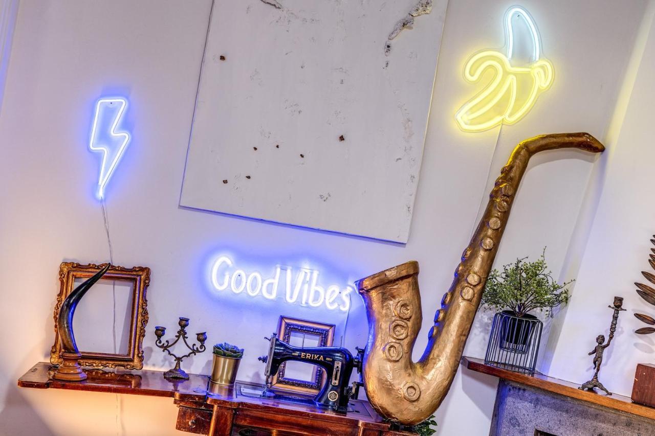 Trastevere - Stylish Good Vibes Apartment Rome Bagian luar foto